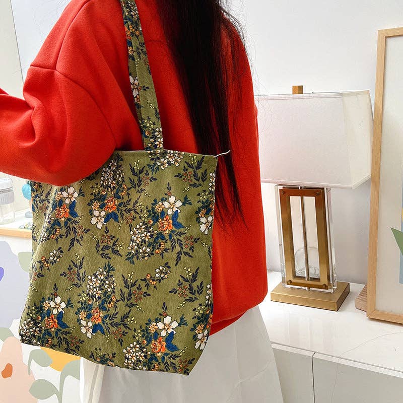 Floral Shoulder Bag with Elegant Detail