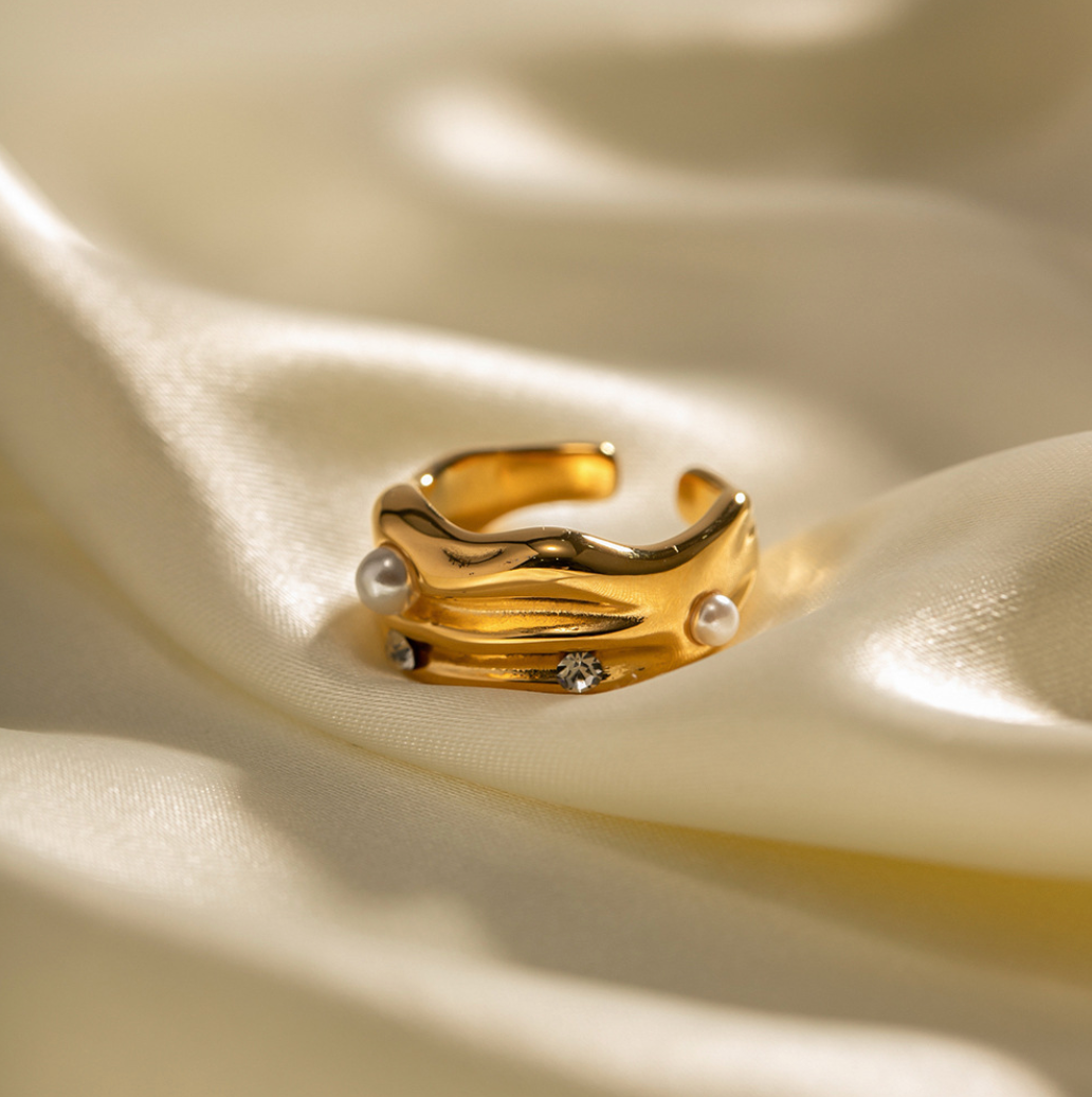 Chunky Adjustable Pearl Ring Gold Plated