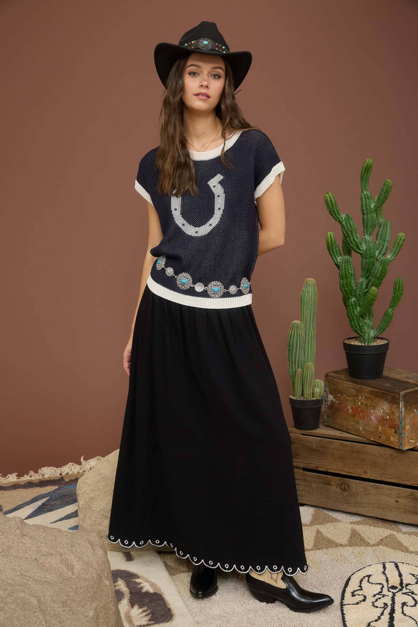 Blu Pepper Horseshoe Short Sleeve Knit Sweater