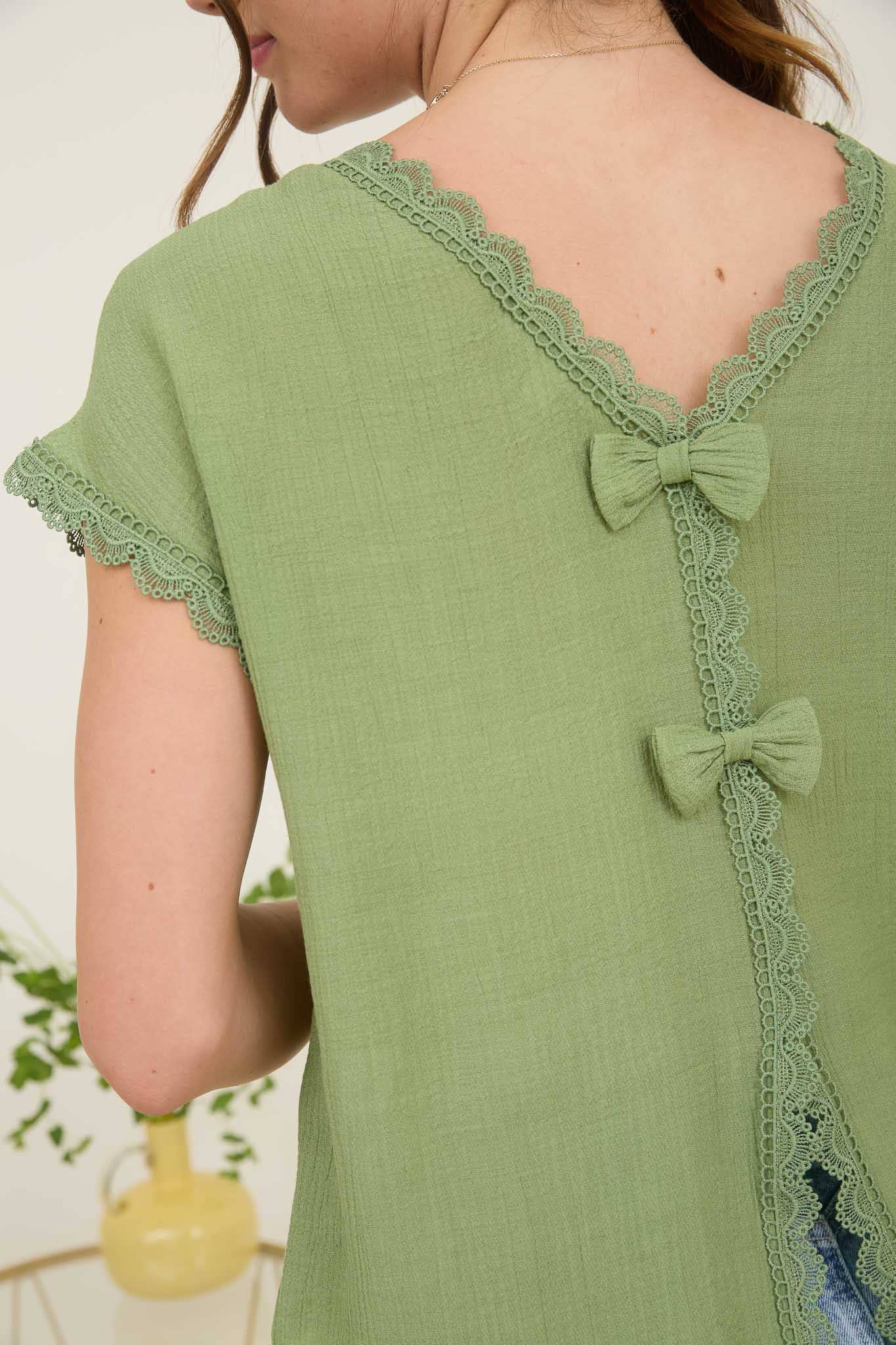 Blu Pepper Lace Trim Short Sleeve Blouse with Back Bow